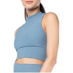 NWT KYODAN Women’s High Neck Ribbed Padded Full Coverage Cropped Sports Bra 🤍